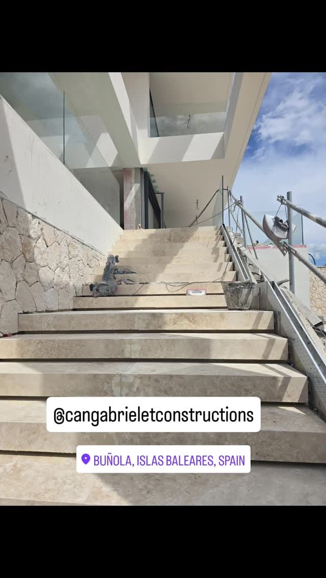 Post 9 by Constructions Can Gabrielet on Instagram (video)