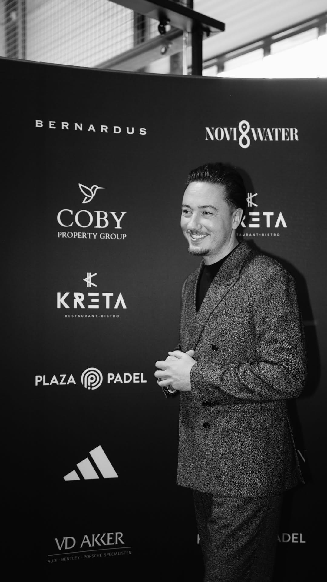 Post 4 by Danny Coppenrath on Instagram (video)