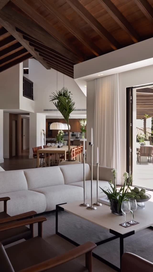 Post 10 by Anne Ramsay on Instagram (video)