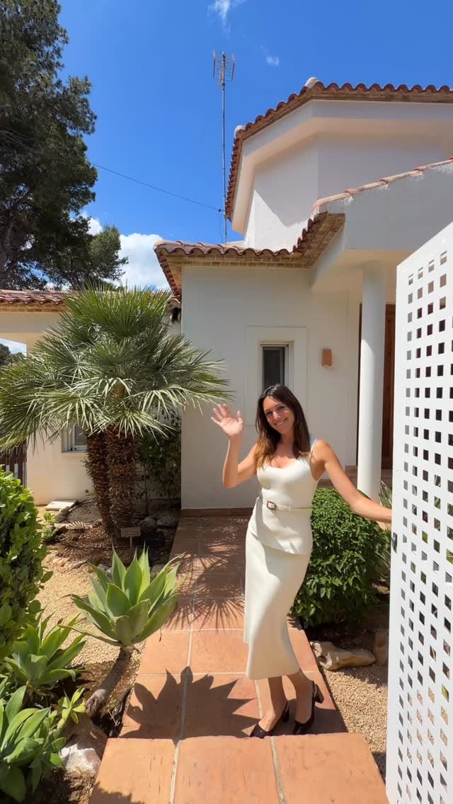 Post 3 by Koch & Varlet Luxury Realtors on Instagram (video)