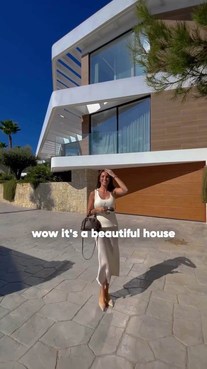 Post 10 by Koch & Varlet Luxury Realtors on Instagram (video)