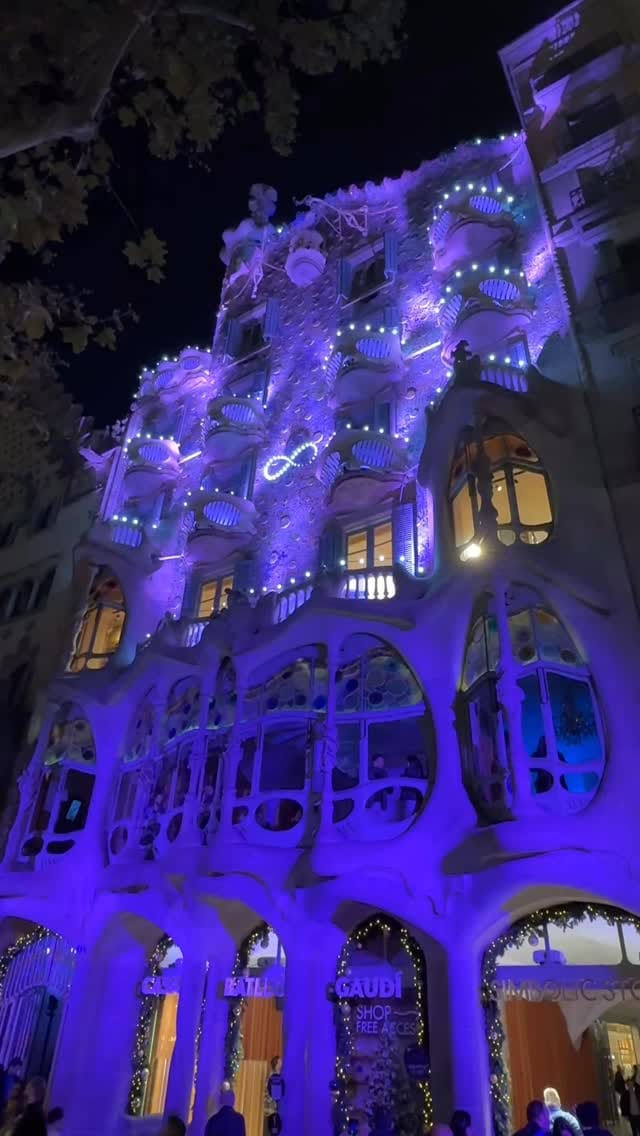 Post 10 by Barcelona Estate Agent on Instagram (video)