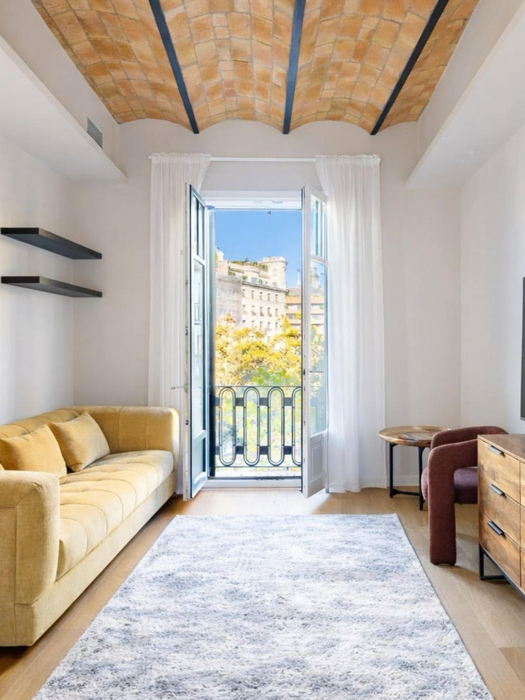 Post 3 by Luxury Real Estate Barcelona on Instagram (carousel)