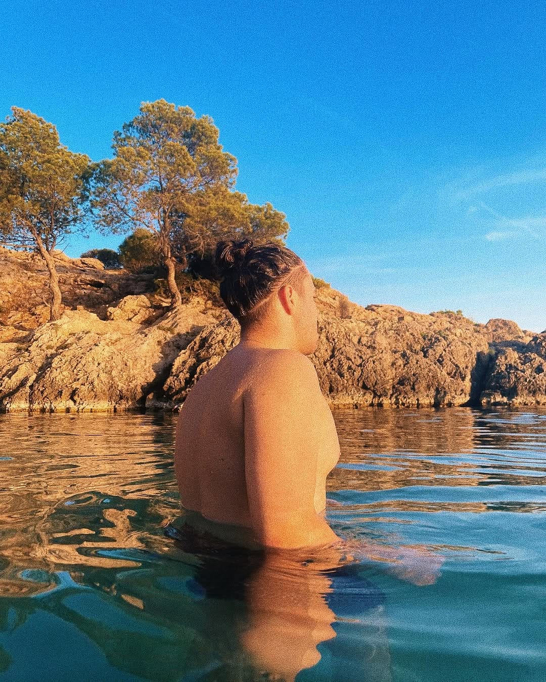 Post 5 by luca ortega bruneau on Instagram (image)
