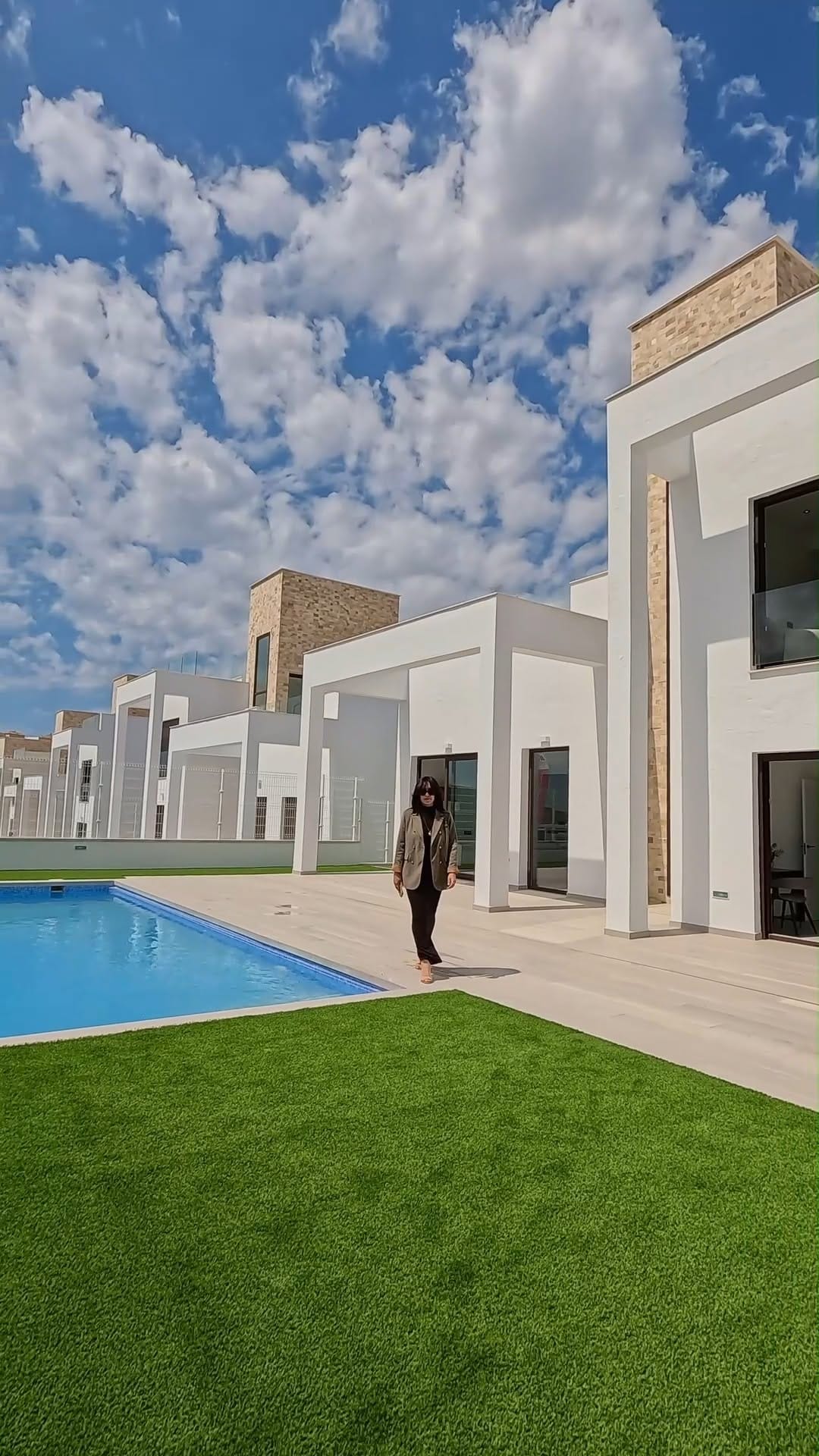 Post 8 by Real Estate Developer • 🇪🇸🇨🇭 on Instagram (video)