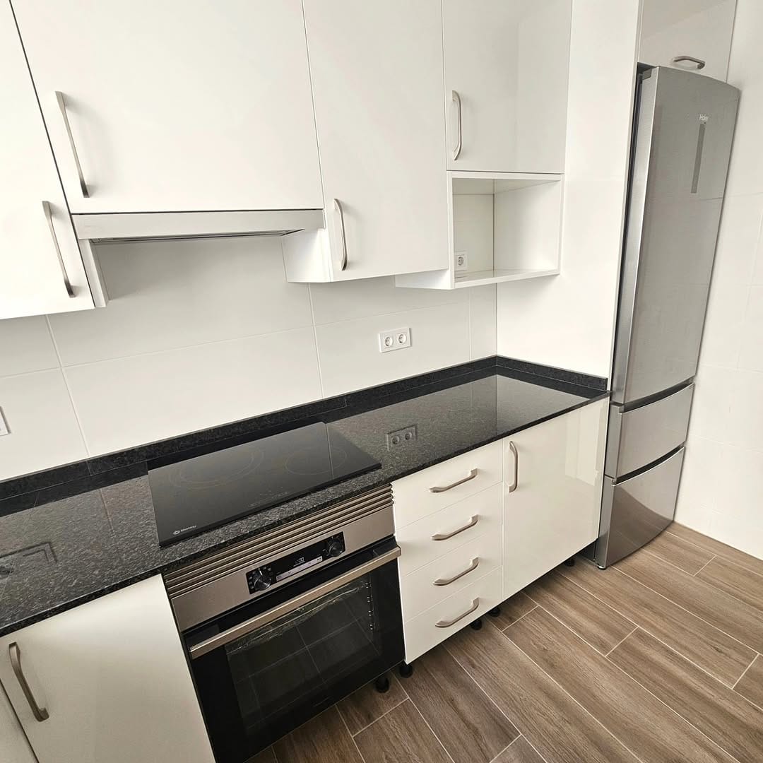 Post 6 by Inmoval- Gestión Inmobiliaria on Instagram (carousel)
