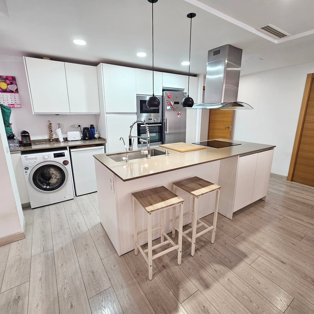 Post 4 by Inmoval- Gestión Inmobiliaria on Instagram (carousel)