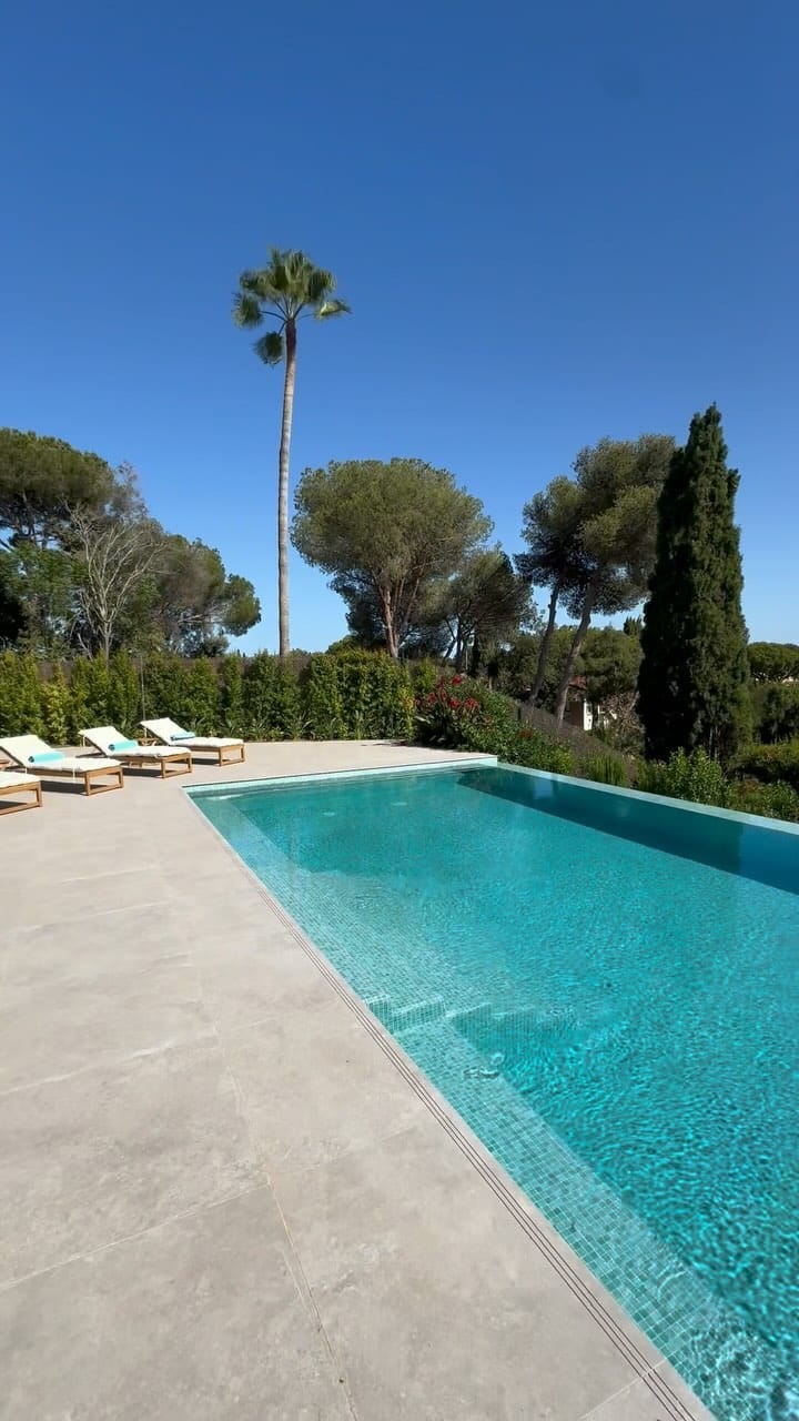 Post 5 by C View Marbella on Instagram (video)