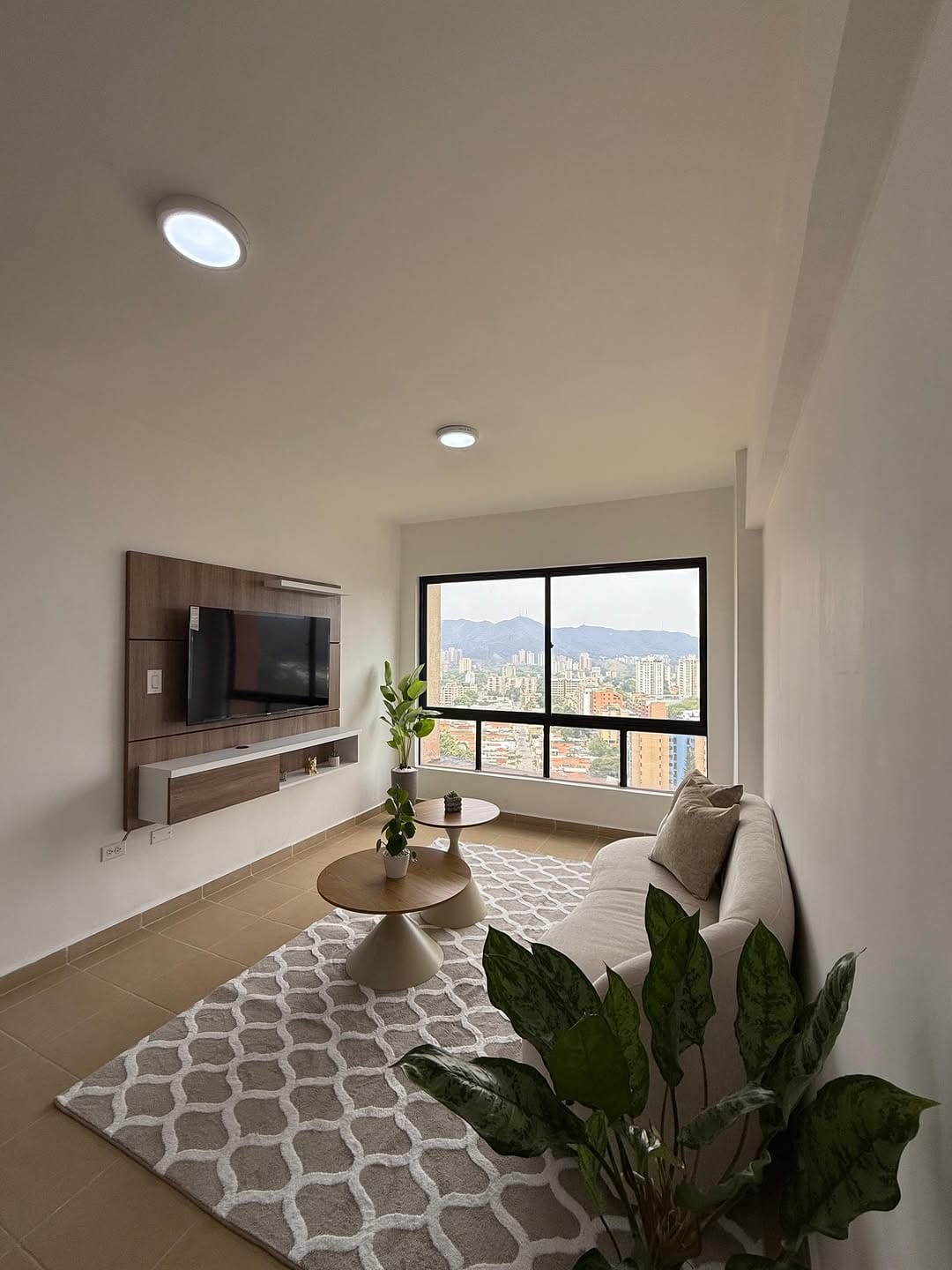 Post 9 by inversion inmobiliaria on Instagram (carousel)