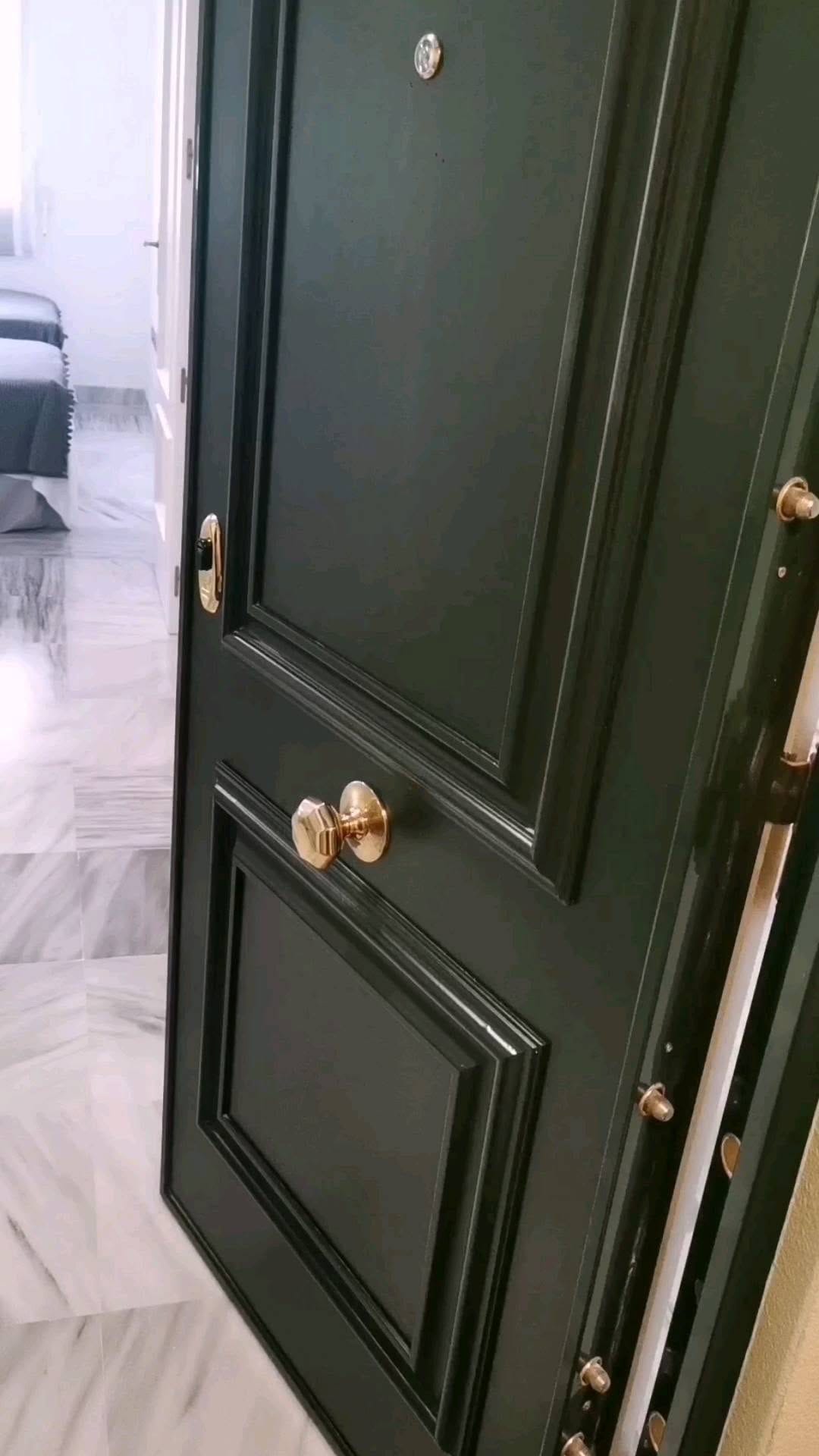 Post 8 by GOLDEN HOMES on Instagram (video)