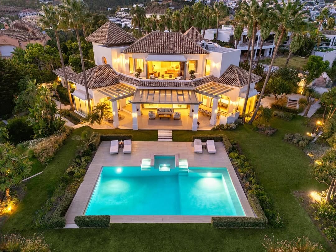 Post 9 by Izabella Larousse | Luxury Real Estate Marbella on Instagram (carousel)