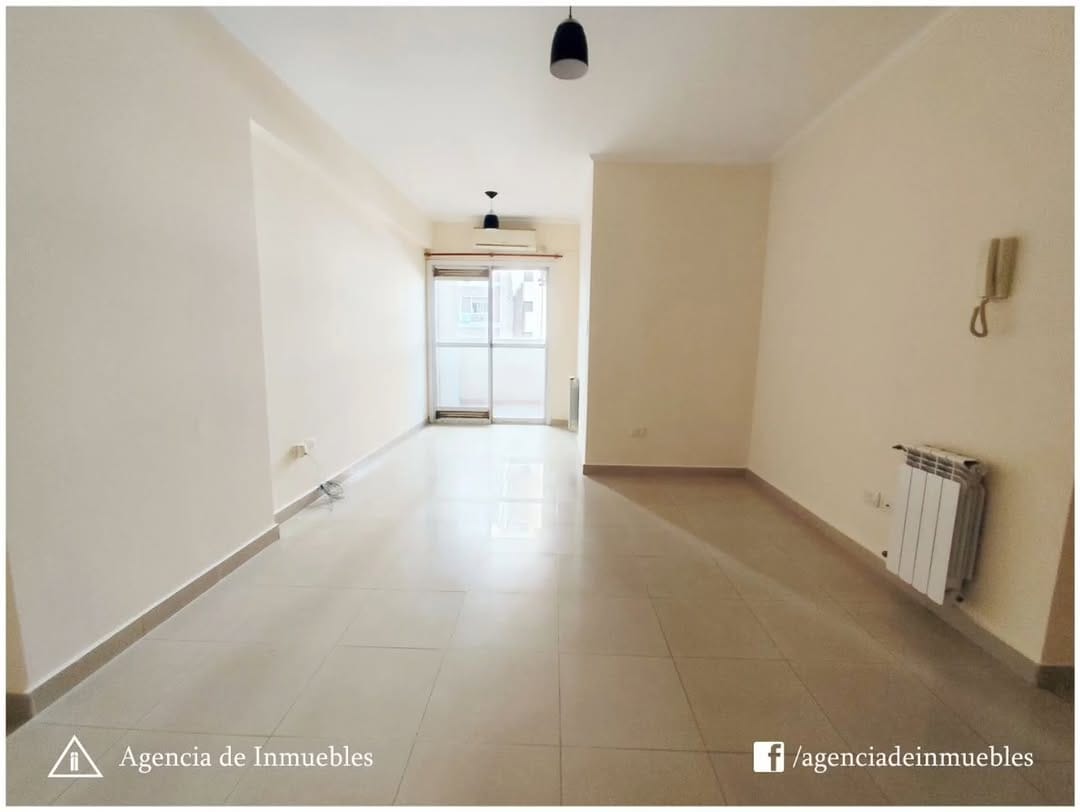 Post 8 by Agencia de Inmuebles on Instagram (video)
