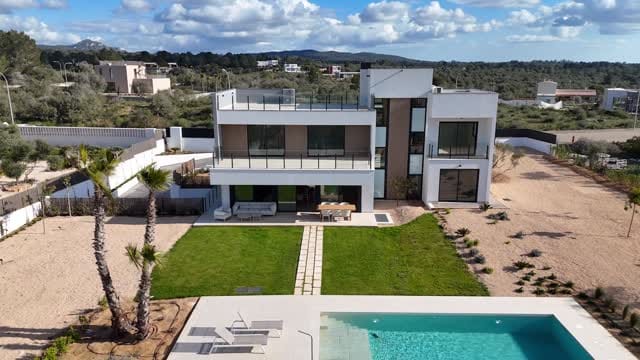 Post 6 by Prime Projects Mallorca on Instagram (video)