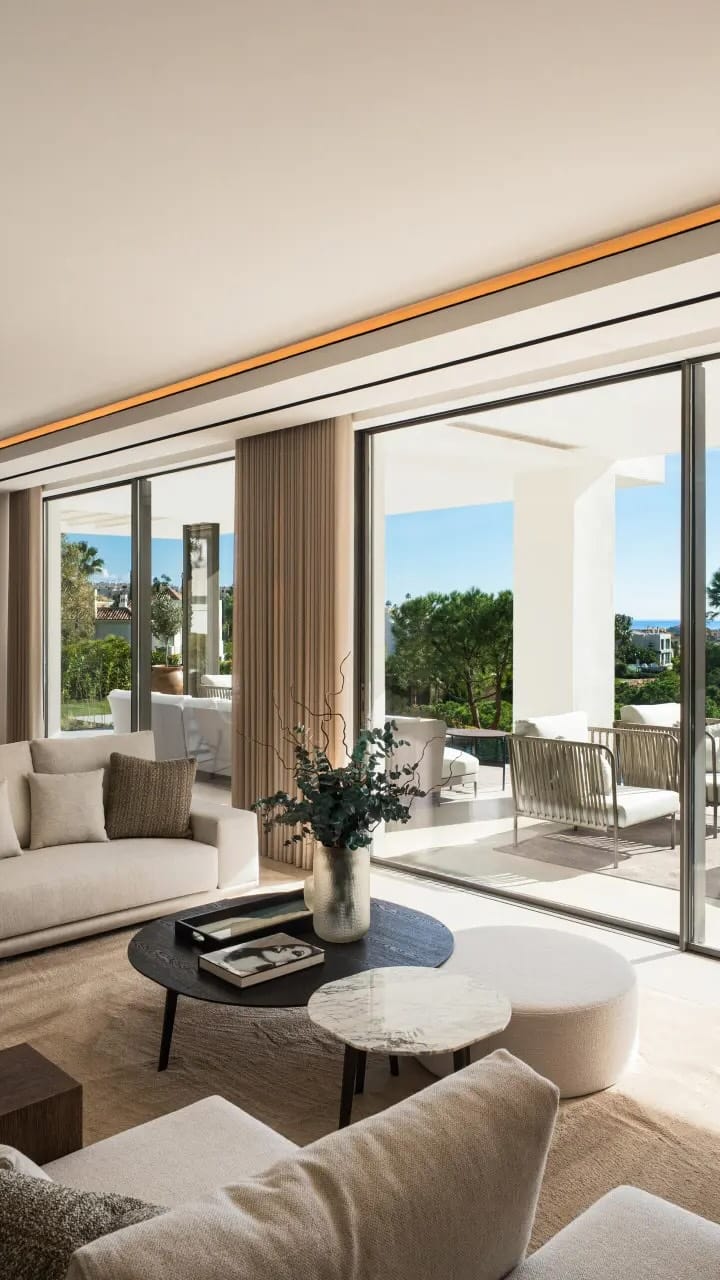 Post 5 by EDWARD & PARTNERS MARBELLA on Instagram (video)