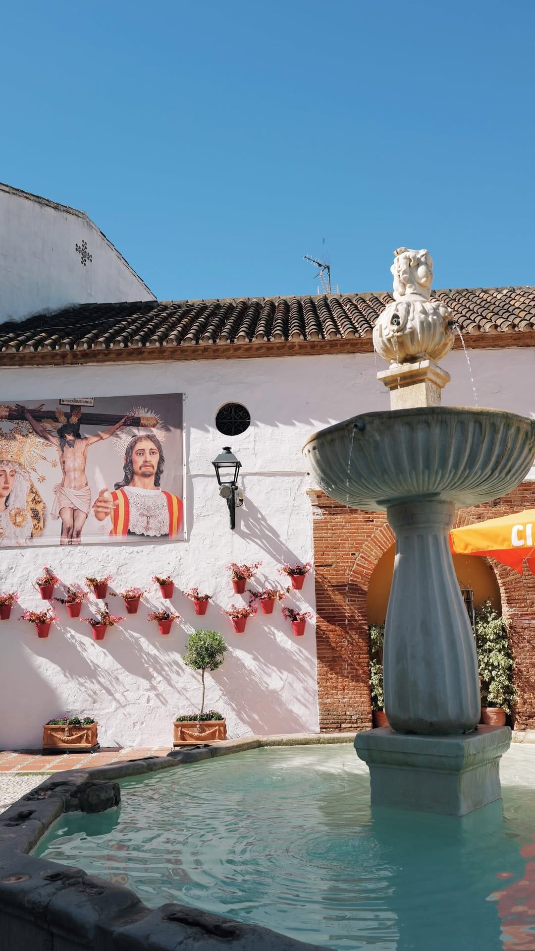 Post 8 by EDWARD & PARTNERS MARBELLA on Instagram (video)