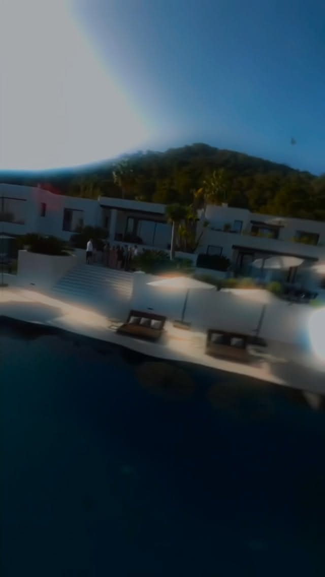 Post 4 by GoldenVipServices on Instagram (video)
