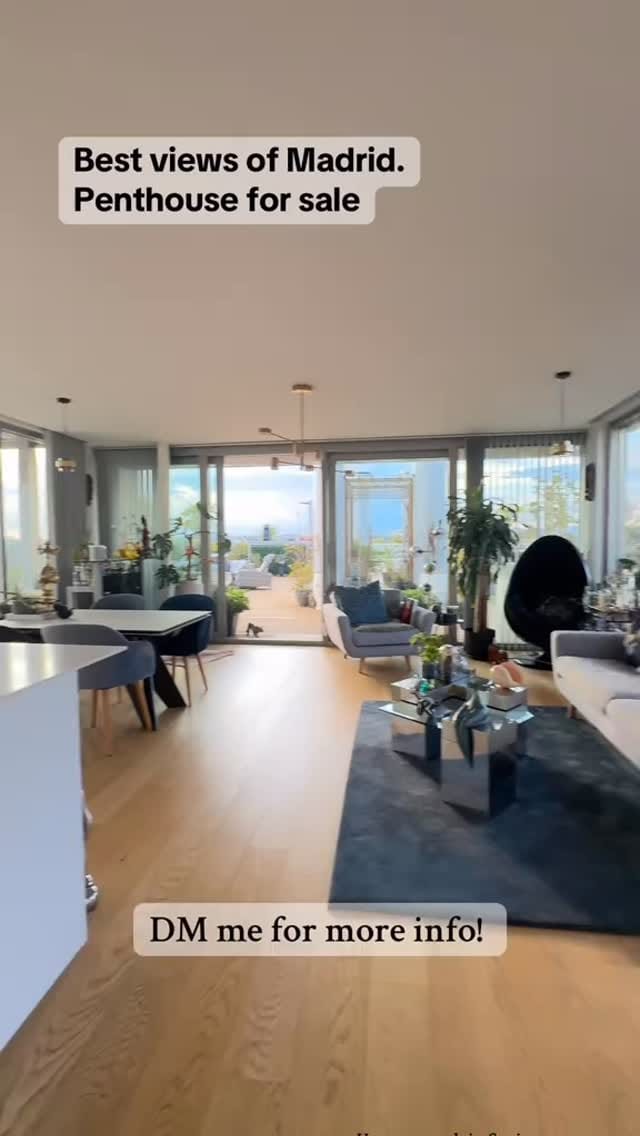Post 9 by Roxana Perez | Real Estate 🇺🇸 🇪🇸 on Instagram (video)