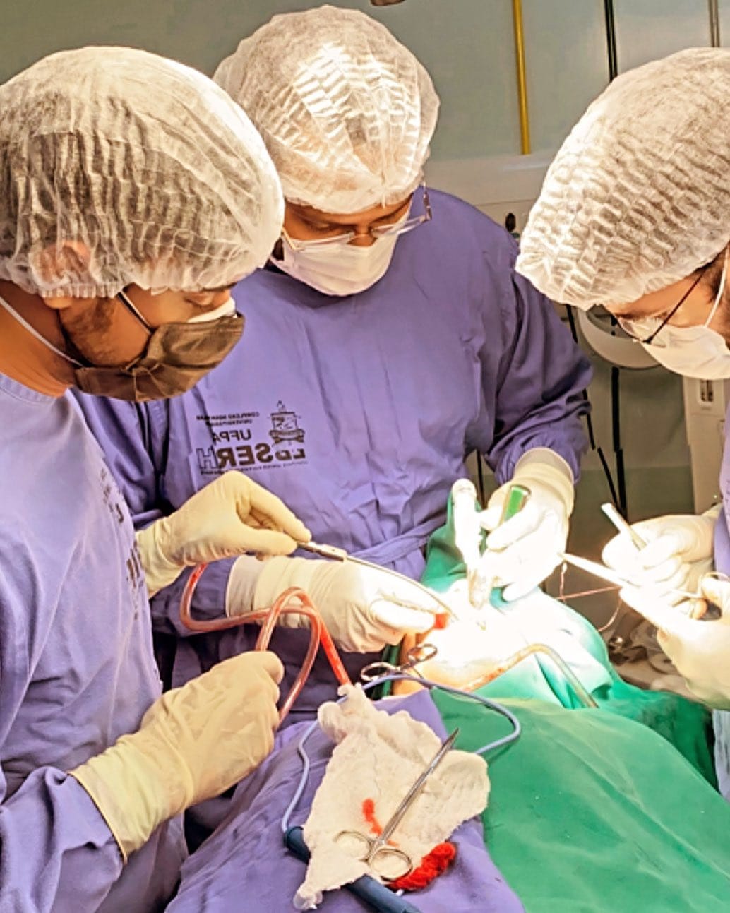 Post 6 by Dr. Eduardo Barros on Instagram (image)