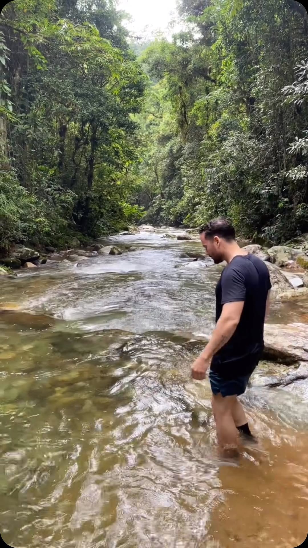 Post 9 by And Silva on Instagram (video)