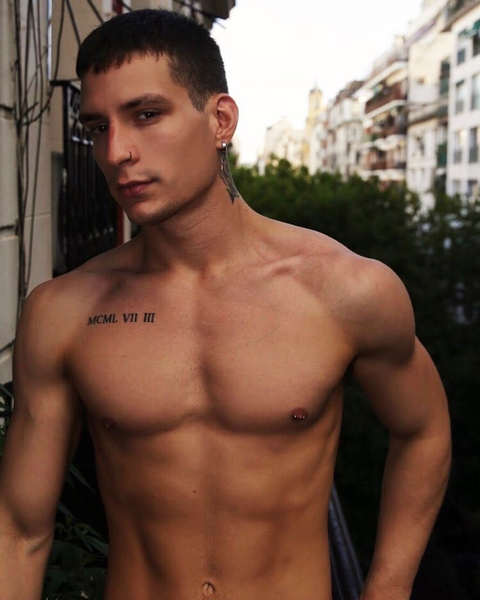 Post 5 by SALVADOR   MARTIN on Instagram (image)