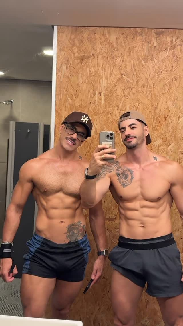 Post 1 by Richard & Eduardo on Instagram (video)