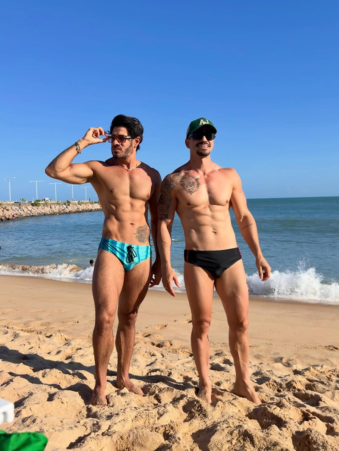 Post 7 by Richard & Eduardo on Instagram (carousel)