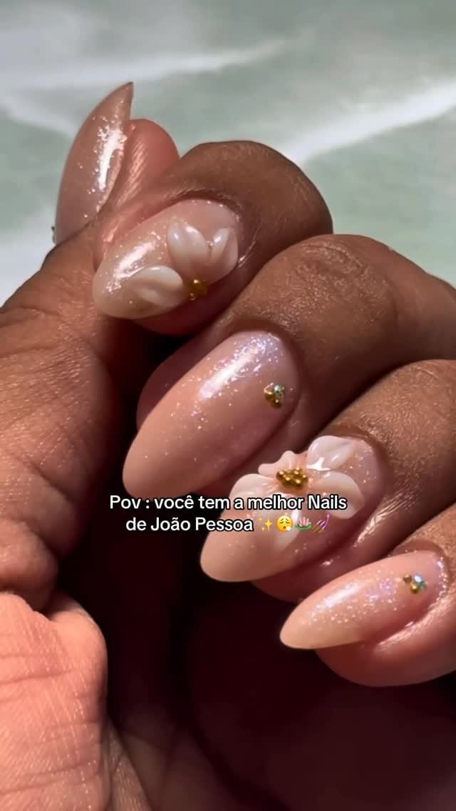 Post 6 by J U H on Instagram (video)