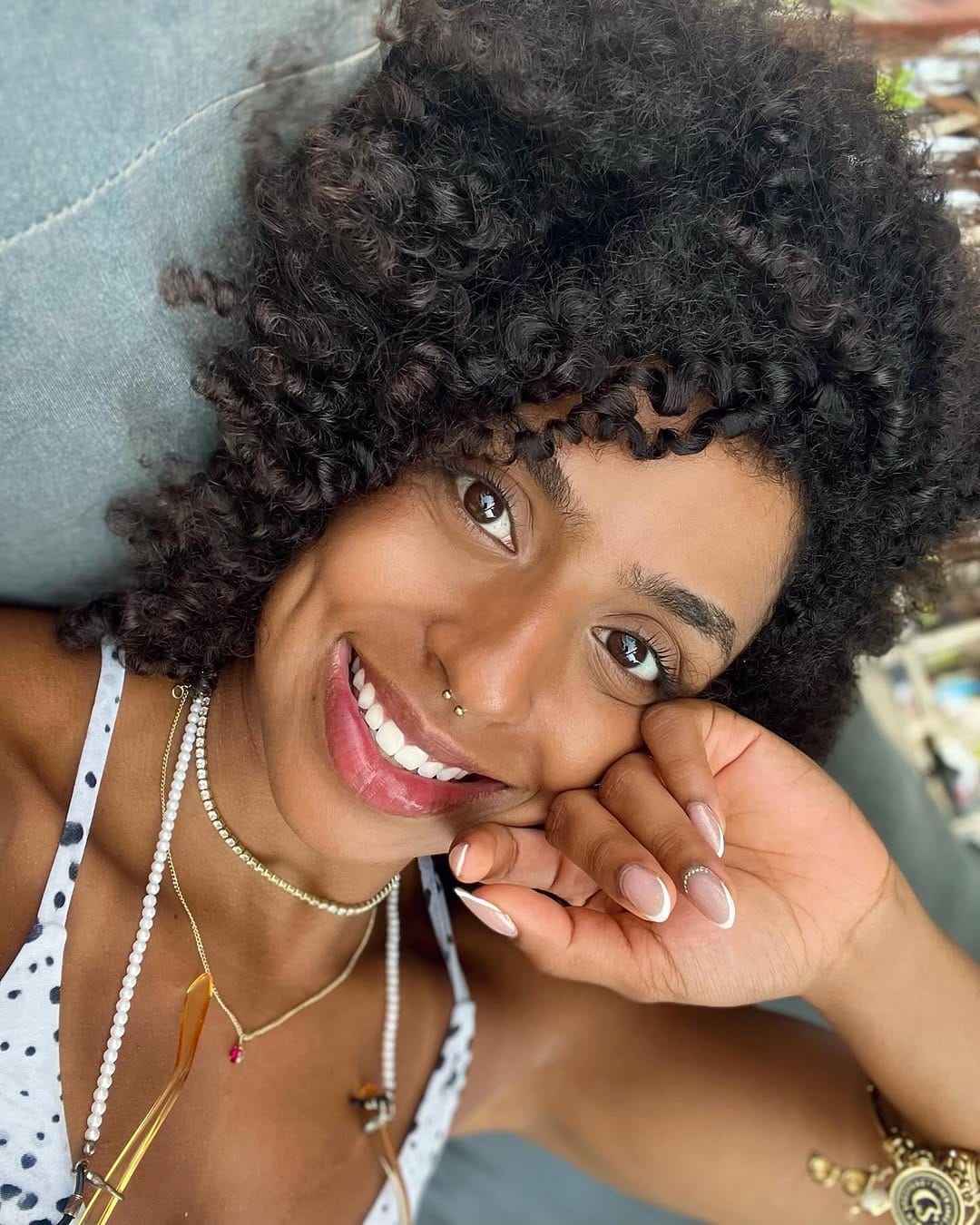 Post 10 by Victória Moura on Instagram (carousel)