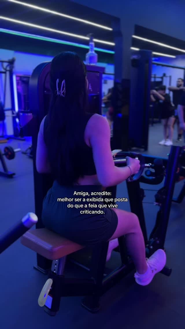 Post 5 by CLARA PEREIRA on Instagram (video)