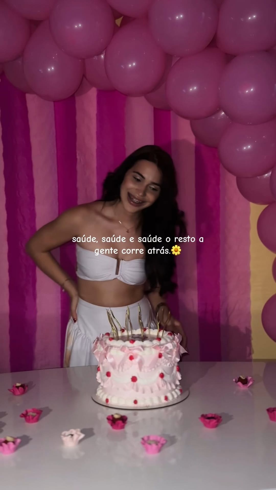 Post 1 by CLARA PEREIRA on Instagram (video)
