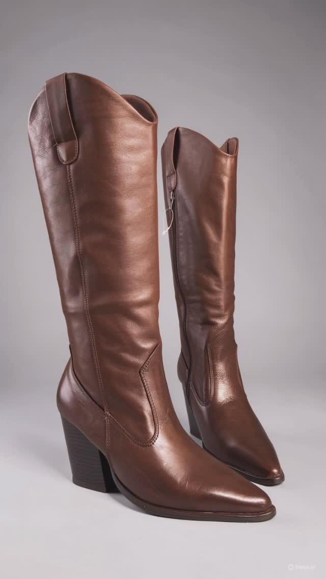 Post 4 by Franciele Belo Shoes (loja de sapatos) on Instagram (video)