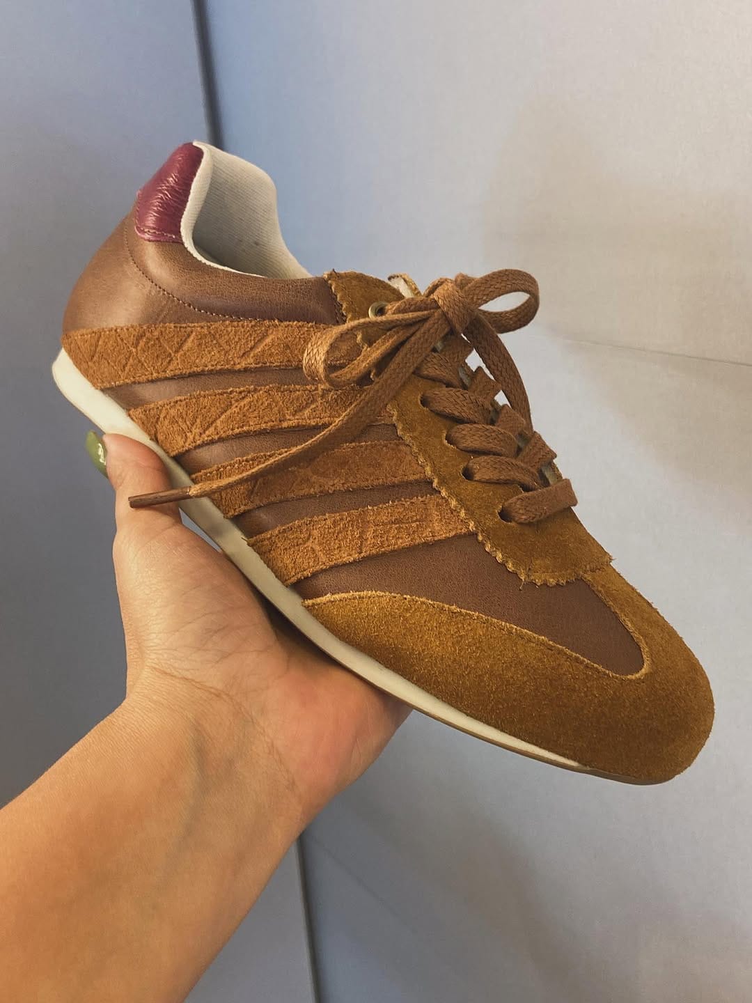 Post 5 by Franciele Belo Shoes (loja de sapatos) on Instagram (image)