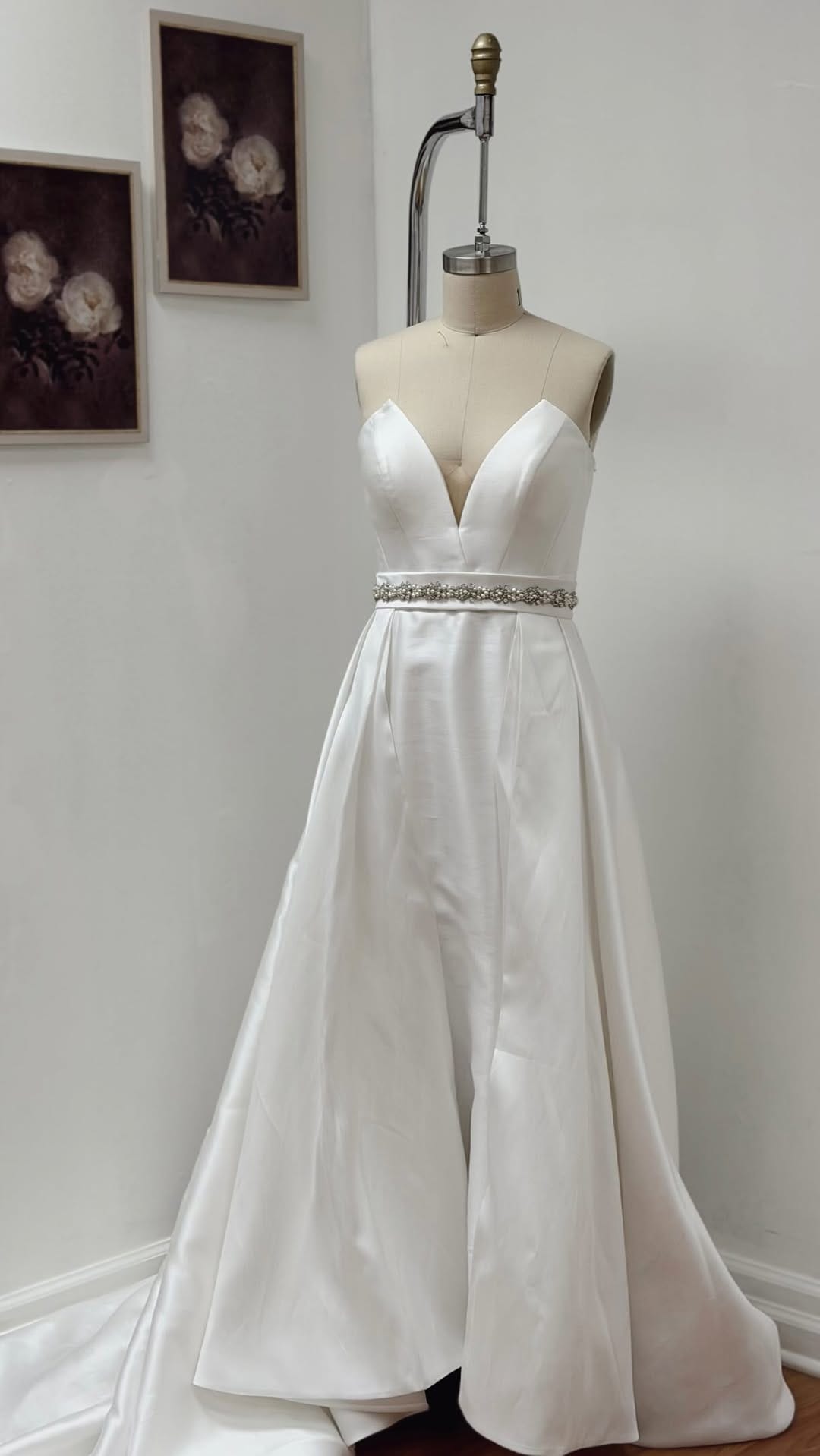 Post 4 by Laís Martins | Bridal Designer • Boston • NY on Instagram (video)