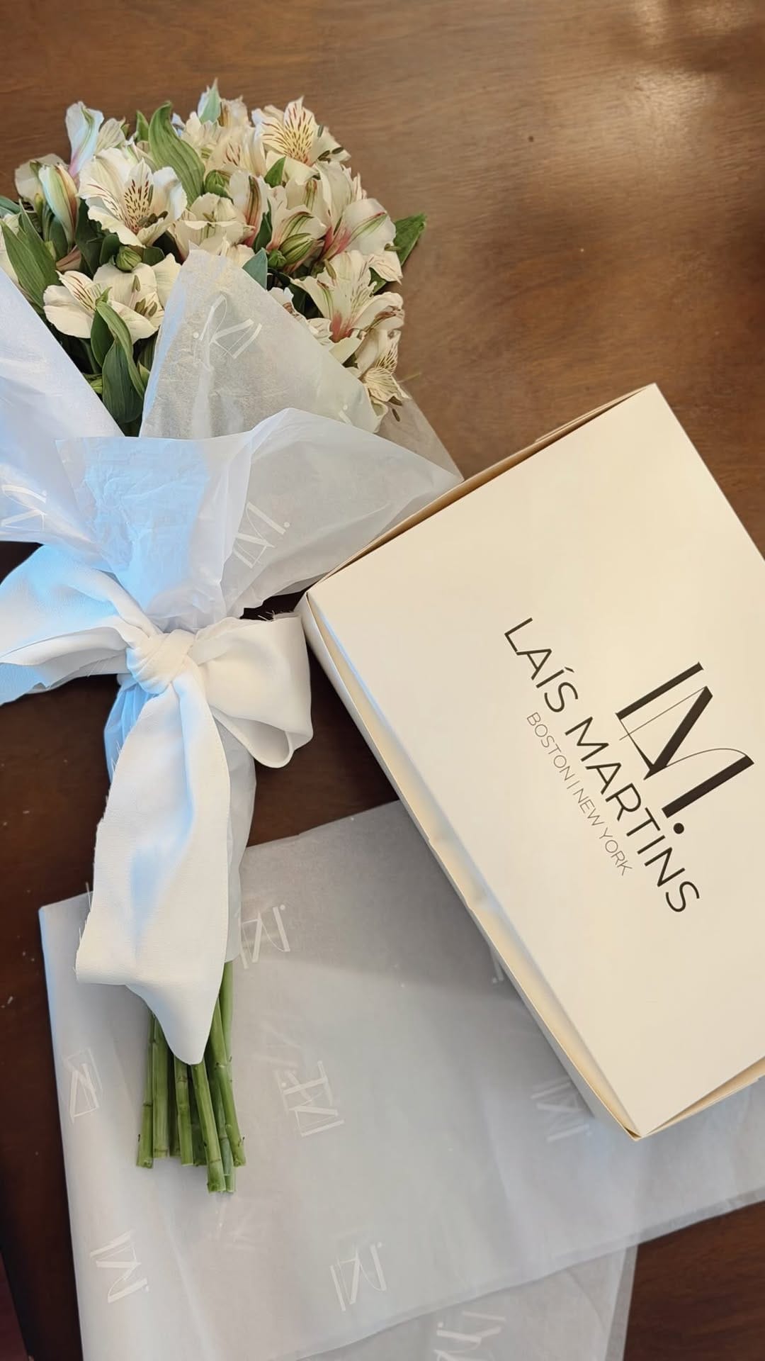 Post 2 by Laís Martins | Bridal Designer • Boston • NY on Instagram (video)