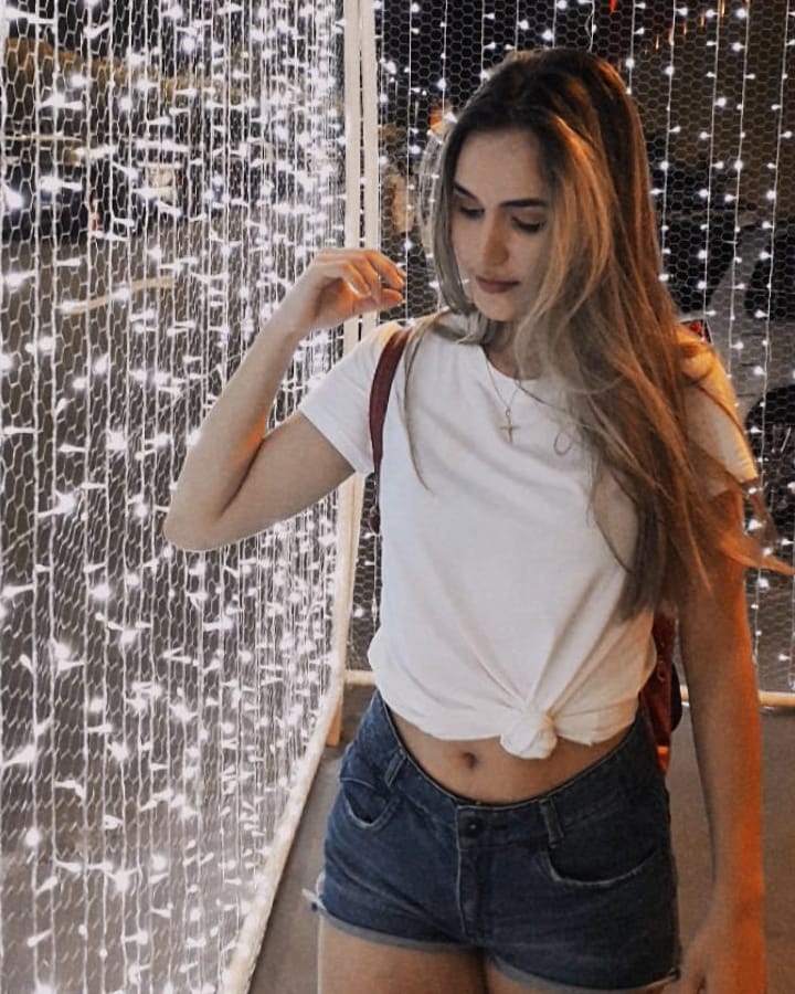 Post 4 by Vitória Santos on Instagram (image)
