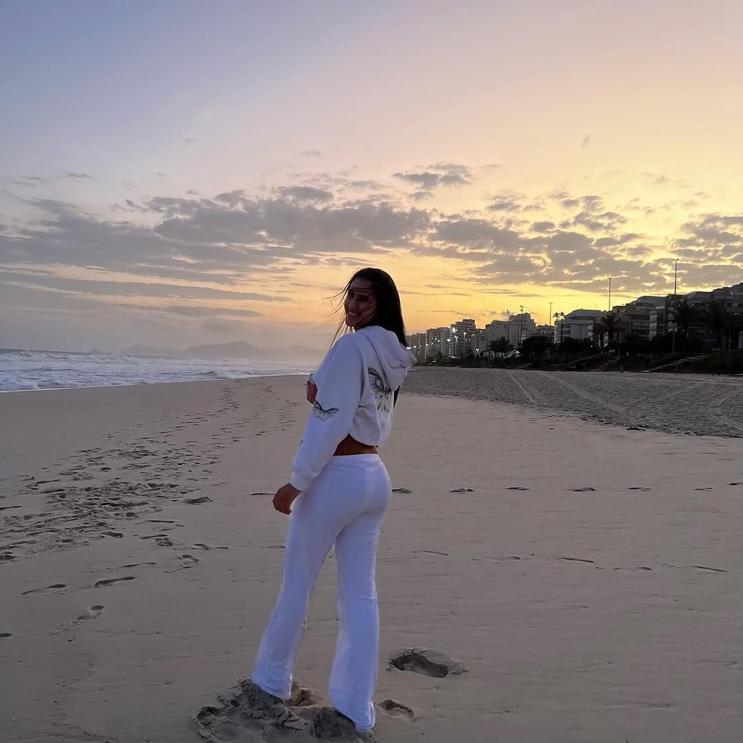 Post 10 by MEL MESQUITA LUZ on Instagram (carousel)