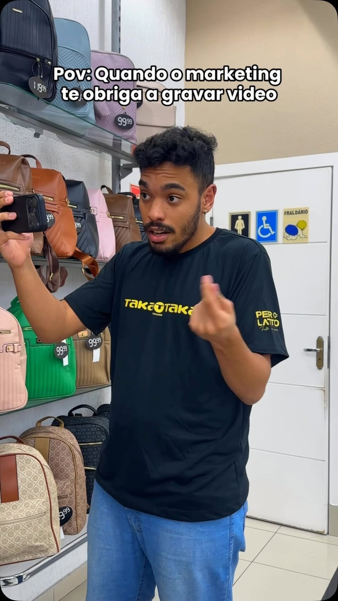 Post 1 by Taka Taka Calçados on Instagram (video)