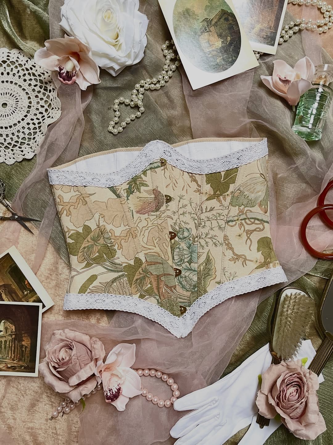 Post 2 by Custom-Made Historical & Modern Corsets on Instagram (carousel)
