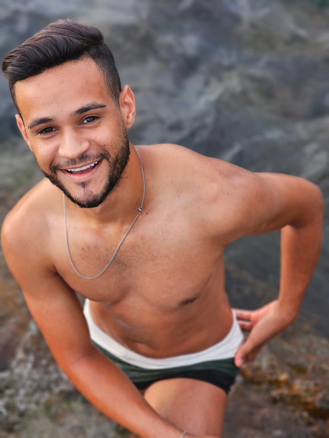 Post 9 by Matheus Oliveira on Instagram (image)