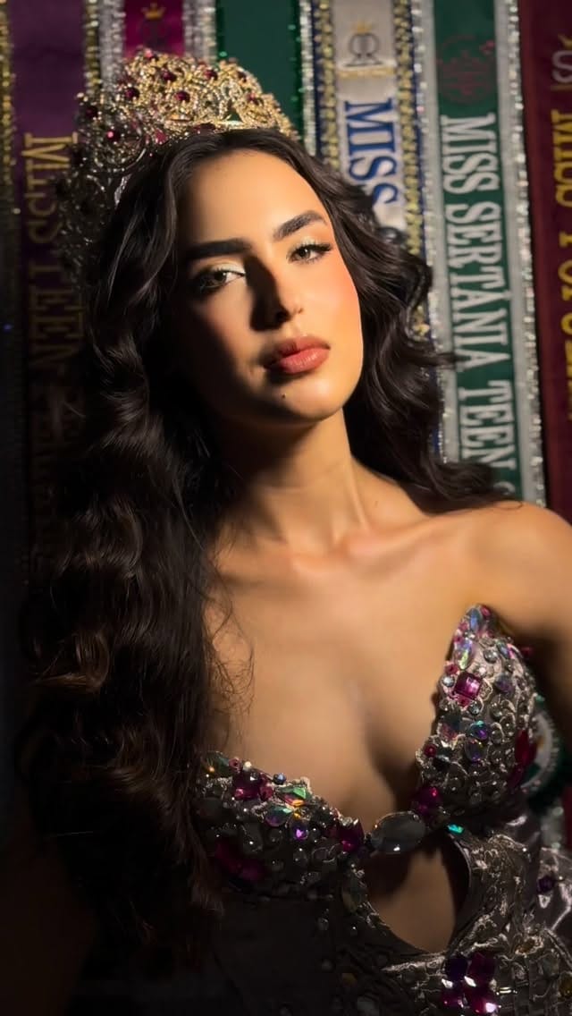 Post 8 by 𝗝𝗘𝗙𝗙𝗜𝗡 on Instagram (video)