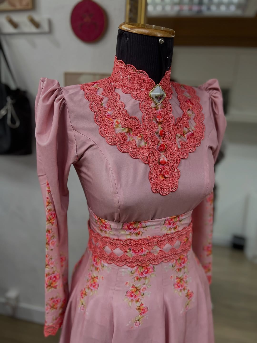 Post 1 by Na Ponta Dos Dedos on Instagram (carousel)