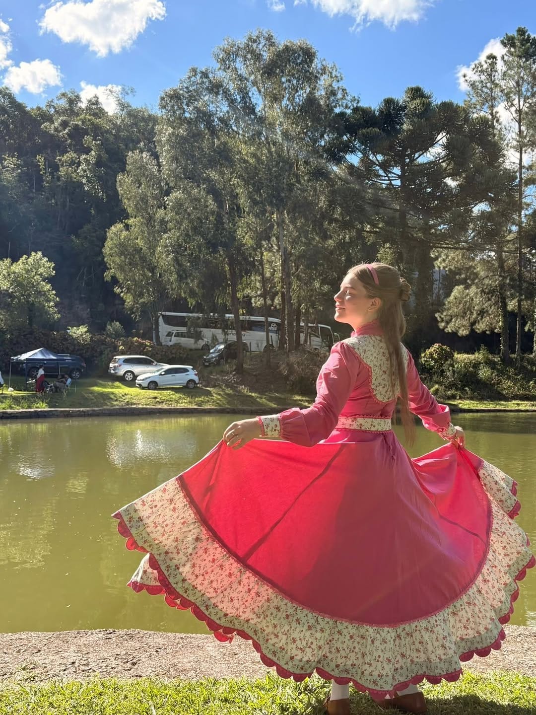 Post 4 by Na Ponta Dos Dedos on Instagram (carousel)
