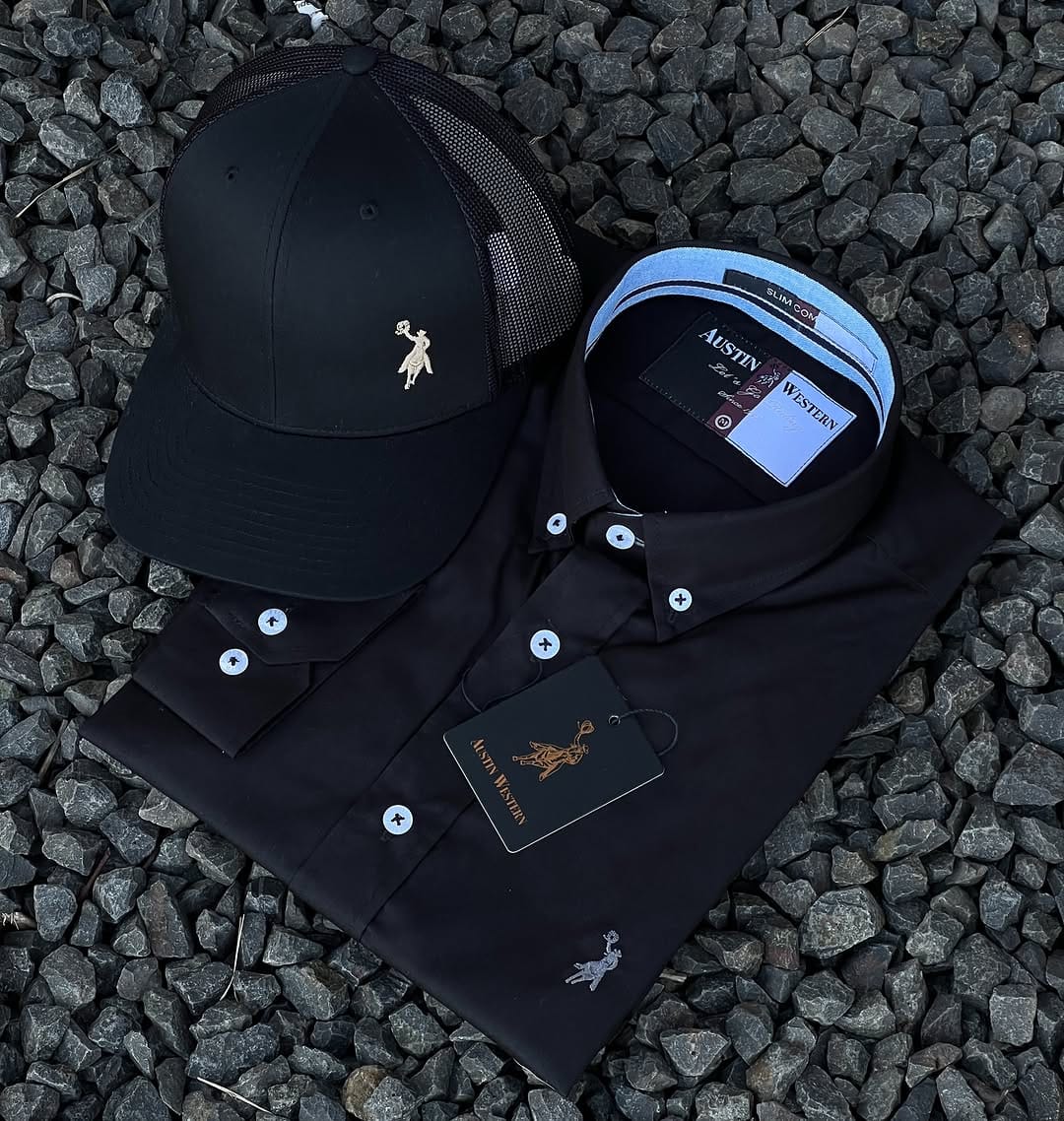 Post 5 by Cavalaro Store on Instagram (carousel)
