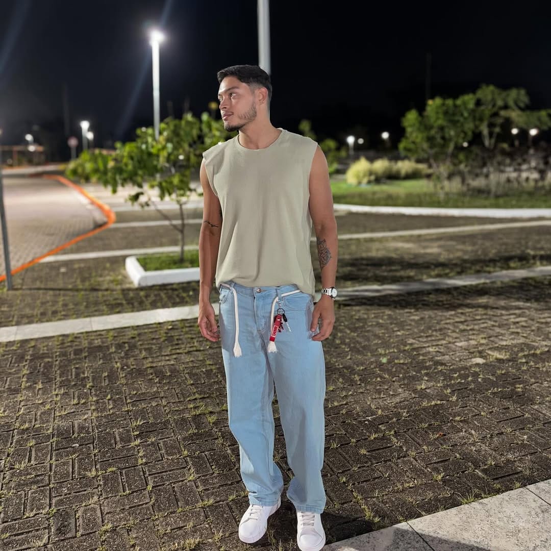 Post 7 by 𝗠𝗔𝗥𝗖𝗢𝗦 𝗛𝗘𝗡𝗥𝗜𝗤𝗨E on Instagram (carousel)
