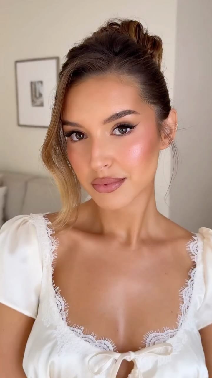 Post 7 by Kaatya May | Sydney Bridal Stylist on Instagram (video)