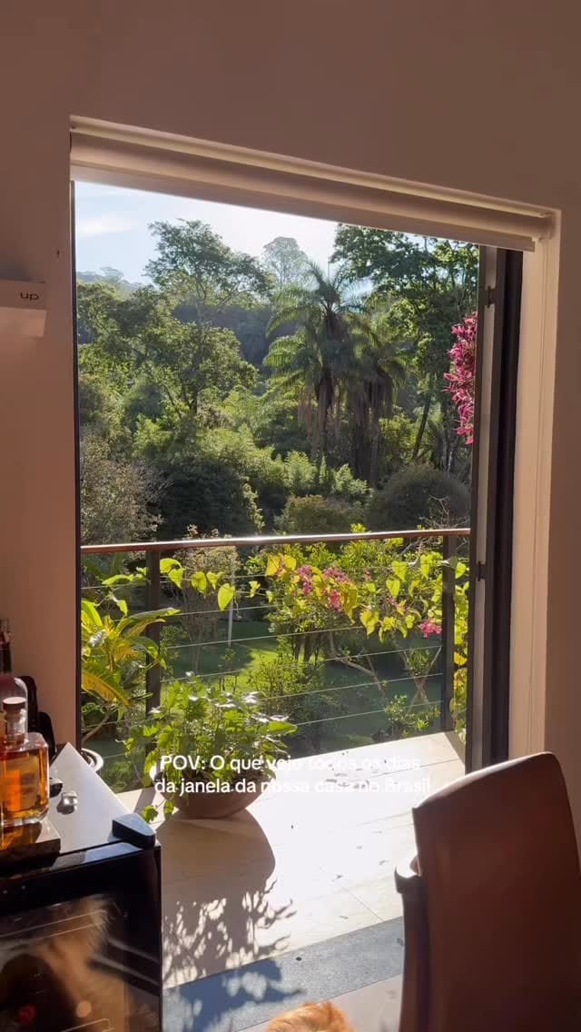 Post 1 by Dra. Natália Caldeira Almeida on Instagram (video)