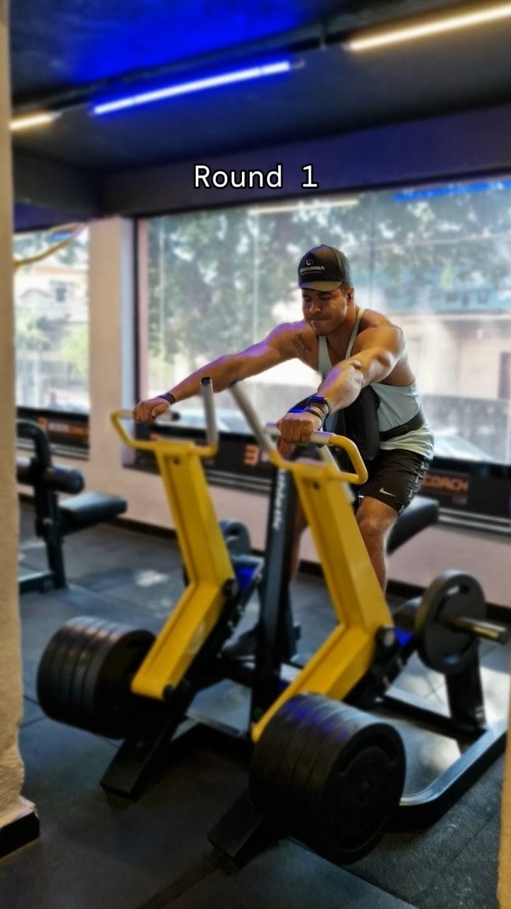 Post 7 by Vinicius Veiga on Instagram (video)