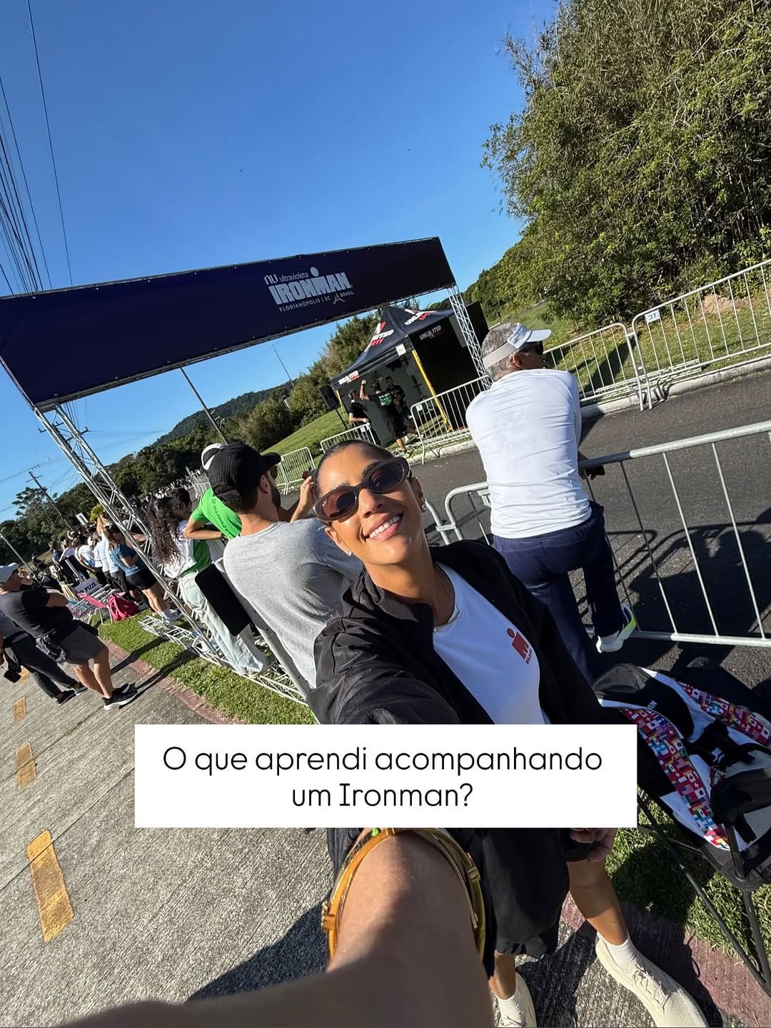 Post 3 by Larissa Actis - Harmonização Facial on Instagram (carousel)