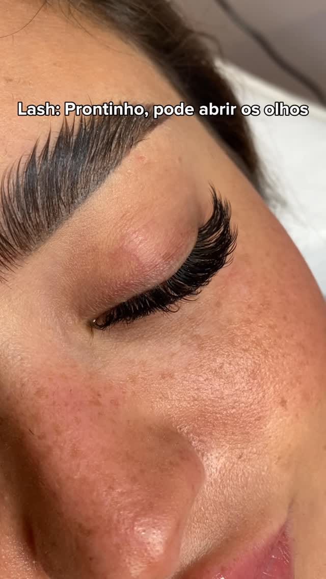 Post 6 by Adore Cílios | Extensão de Cílios Curitiba on Instagram (video)