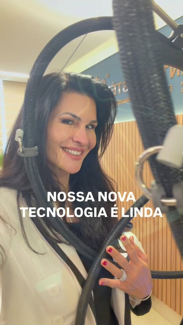 Post 5 by Clinica Dra Gabriela Schwartzmann on Instagram (video)